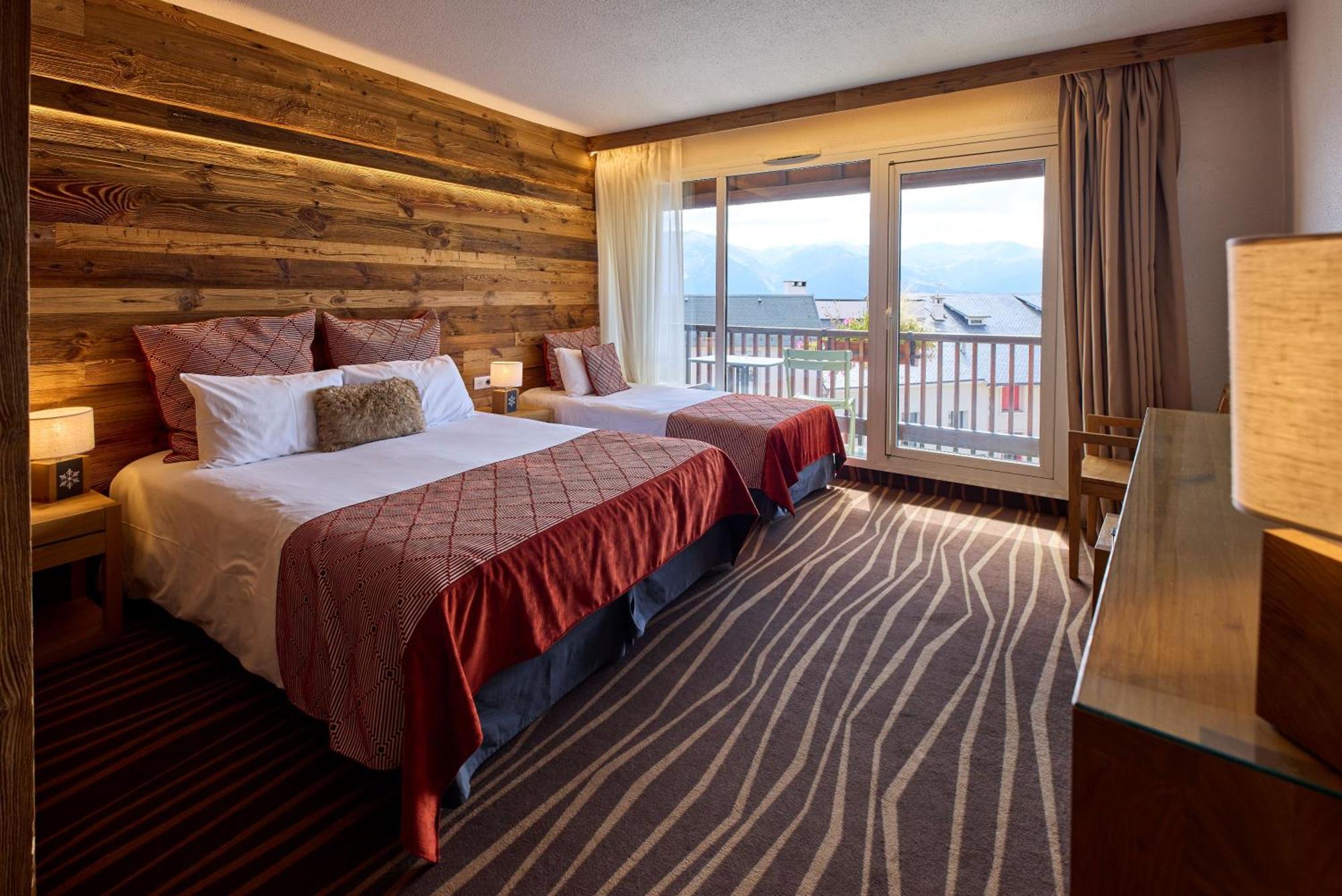 Hotel Le Grand Tetras Font-Romeu-Odeillo-Via Exteriér fotografie