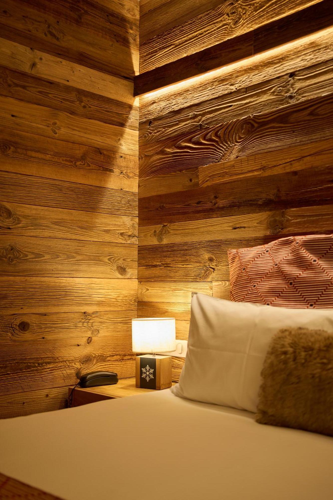 Hotel Le Grand Tetras Font-Romeu-Odeillo-Via Exteriér fotografie