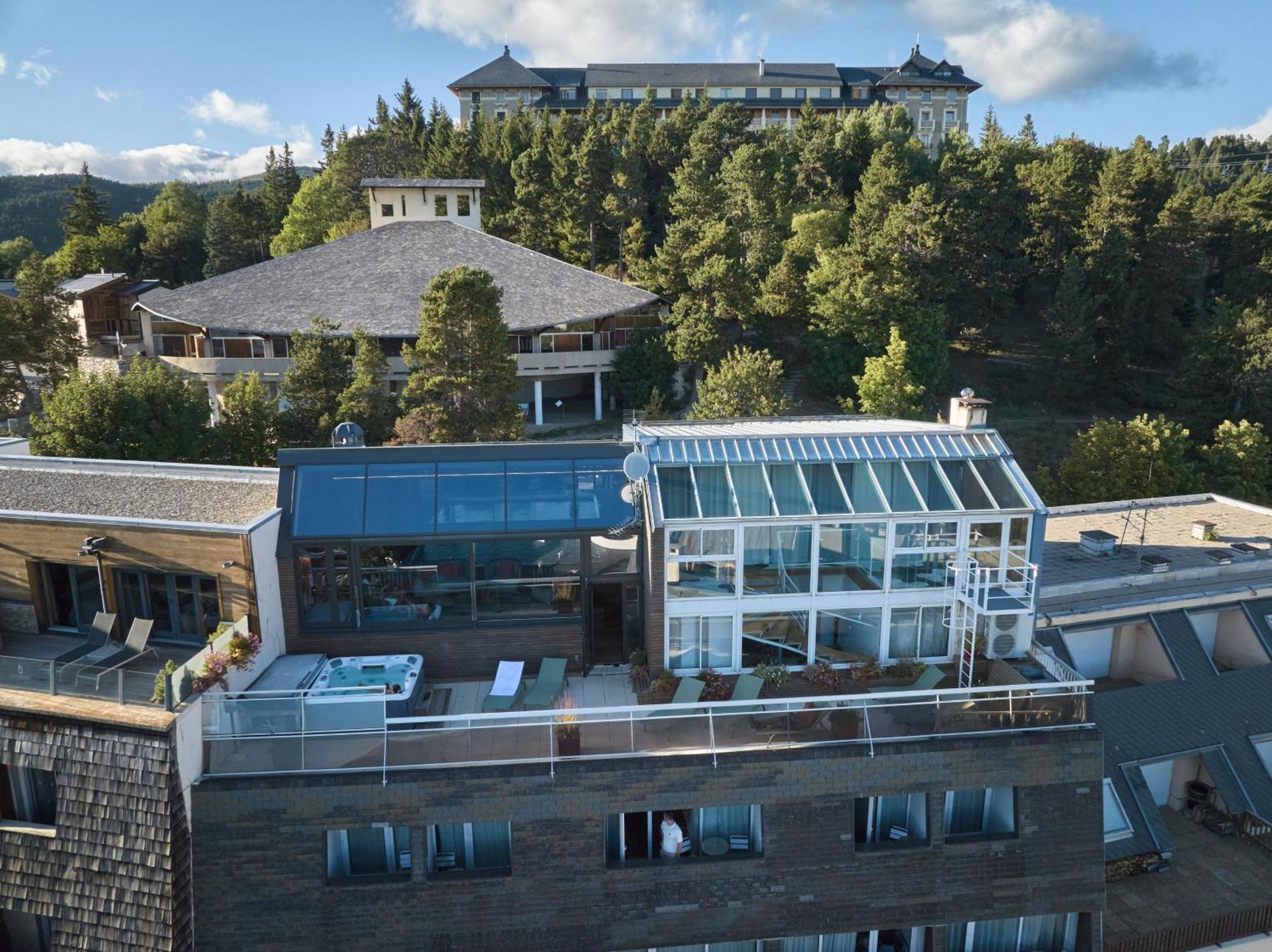 Hotel Le Grand Tetras Font-Romeu-Odeillo-Via Exteriér fotografie