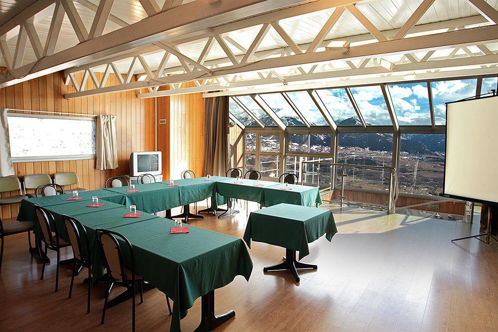 Hotel Le Grand Tetras Font-Romeu-Odeillo-Via Exteriér fotografie