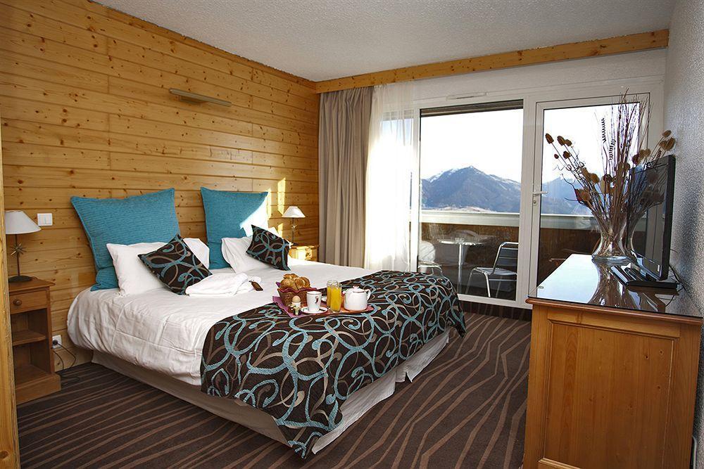 Hotel Le Grand Tetras Font-Romeu-Odeillo-Via Exteriér fotografie